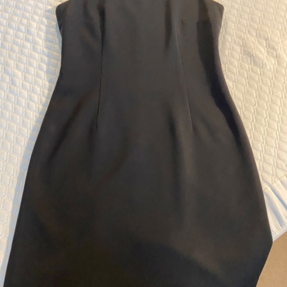 Louben Little Black Dress EUC Sheath Style Great Quality Sz 8 - Picture 6 of 16